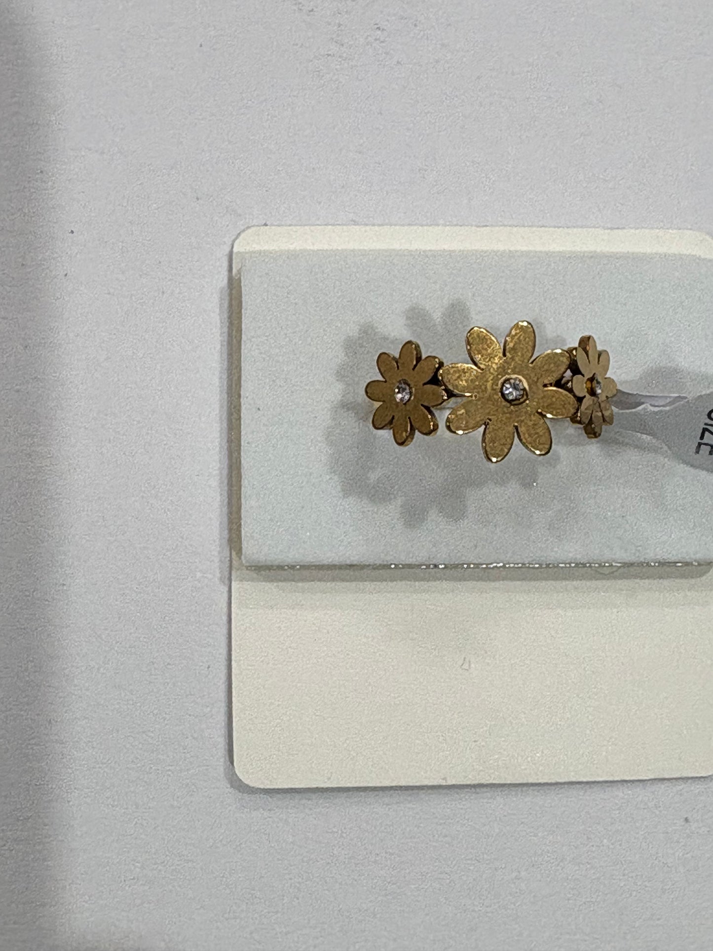 Golden Daisy Flower Ring with Crystal Accents