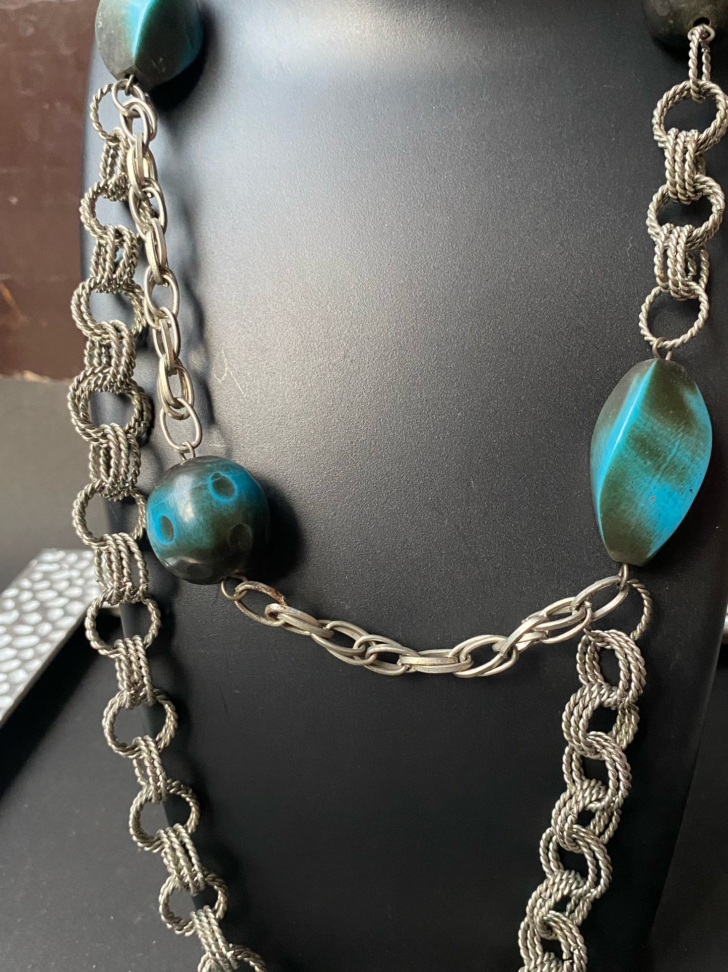 Teal Accent Chunky Chain Statement Necklace