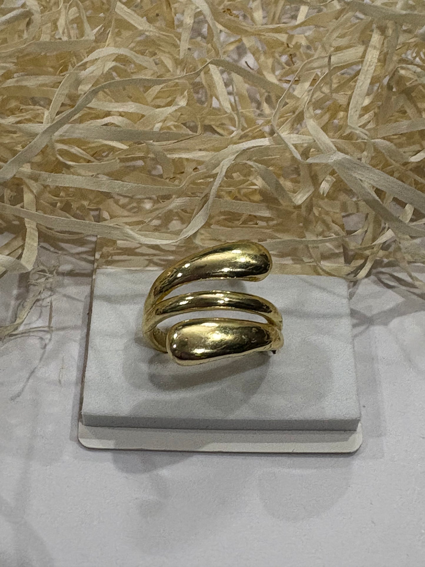 Gold Wrap Statement Ring ✨