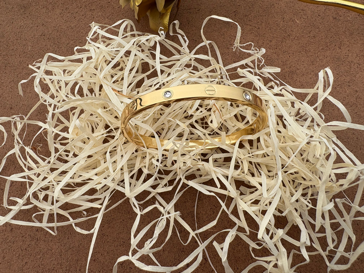 luxury-inspired gold bangle