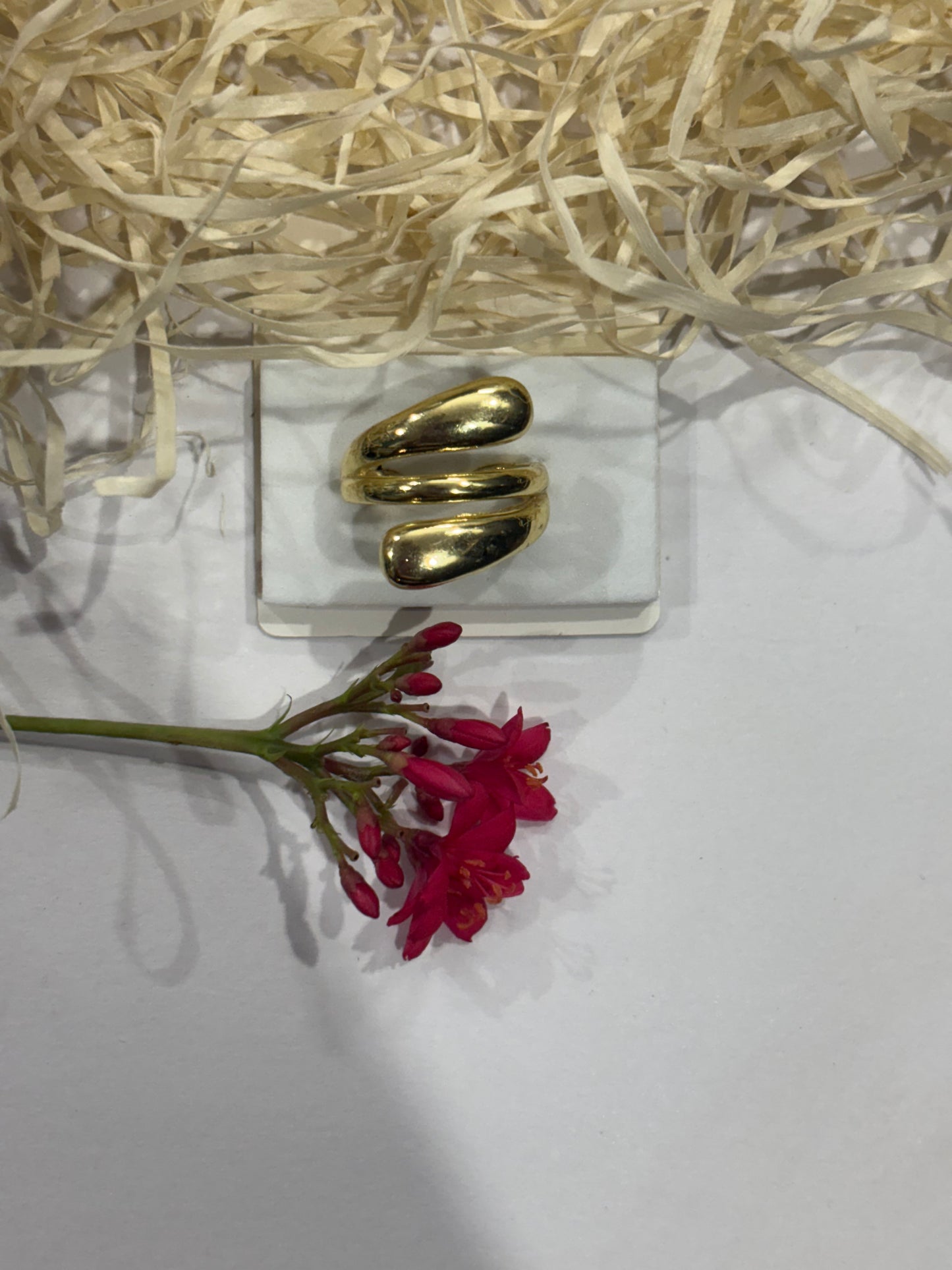 Gold Wrap Statement Ring ✨