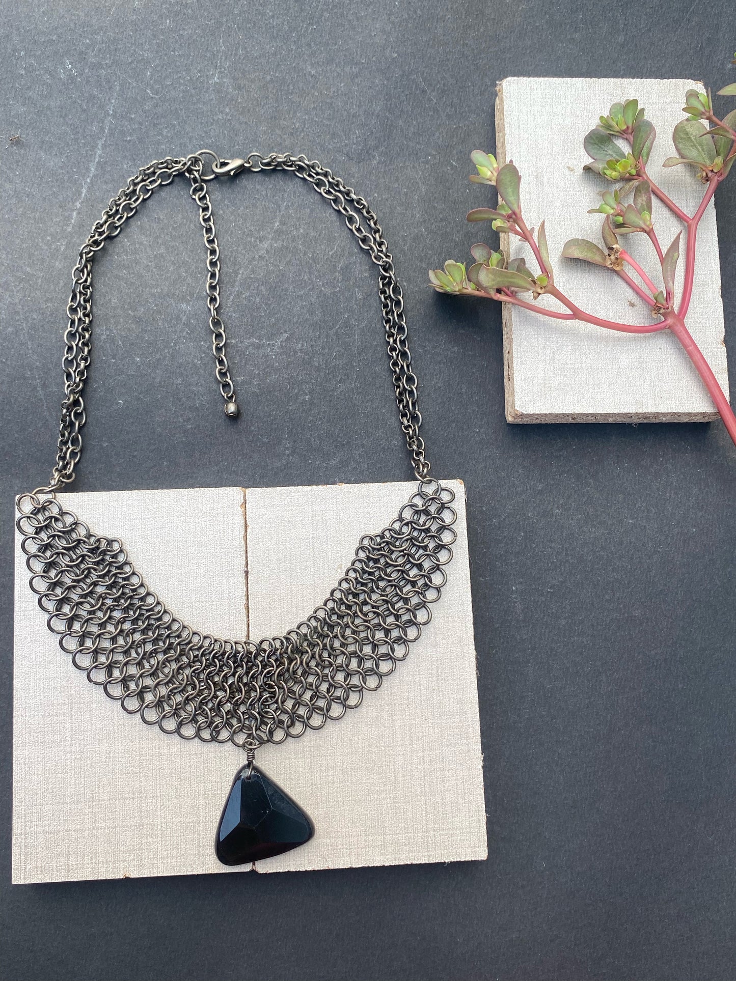 Midnight Armor Chainmail Choker