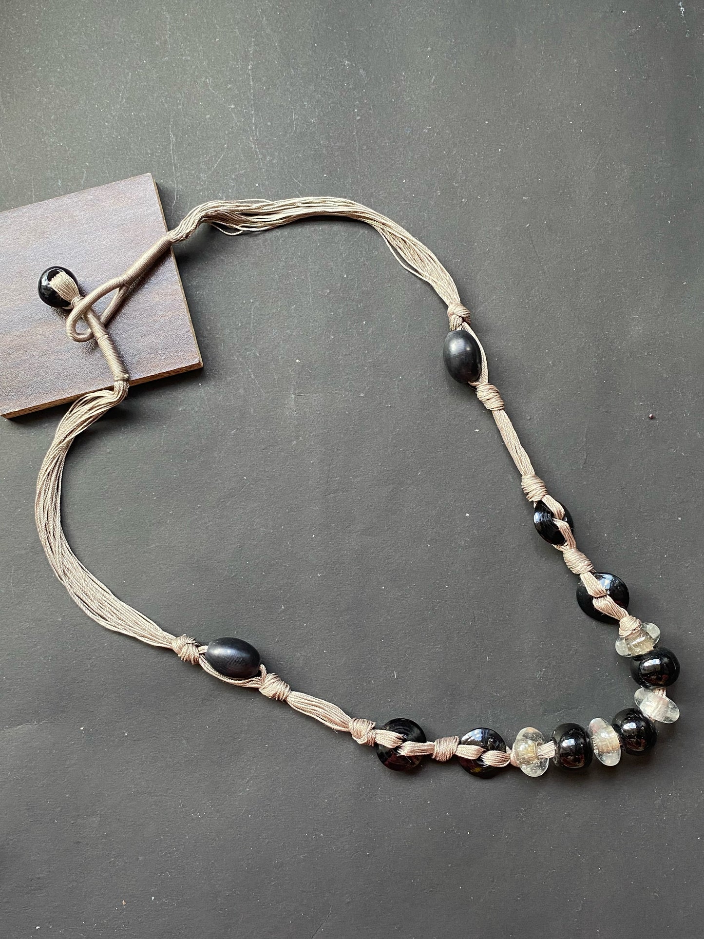 Hand-Knotted Earthstone Bead Necklace – Rustic Elegance