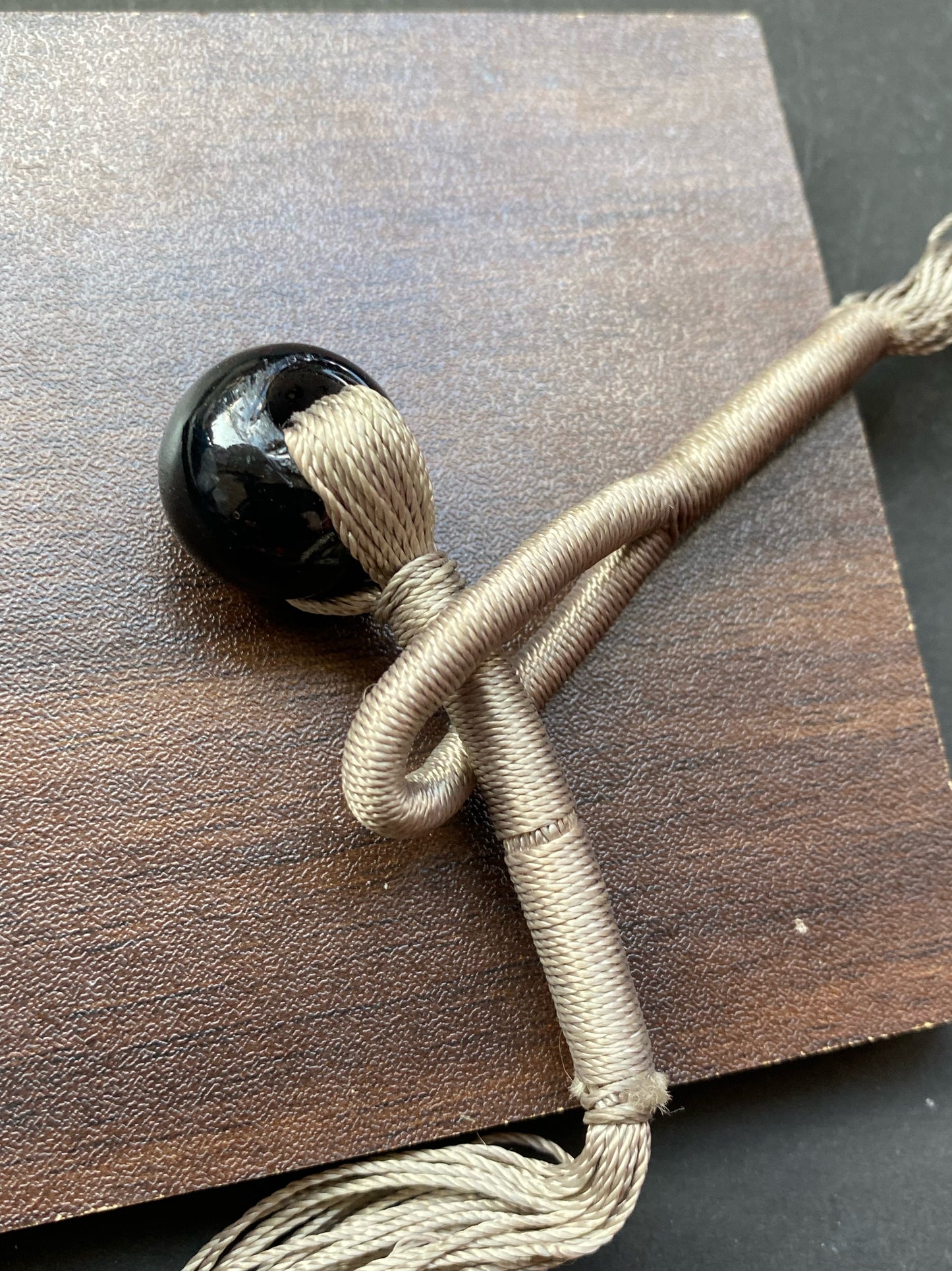 Hand-Knotted Earthstone Bead Necklace – Rustic Elegance